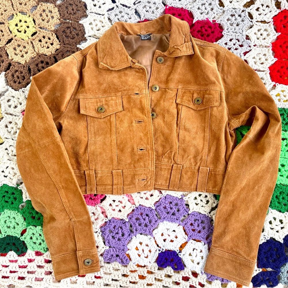 100% Real Leather Cropped Jacket 🕶️✨